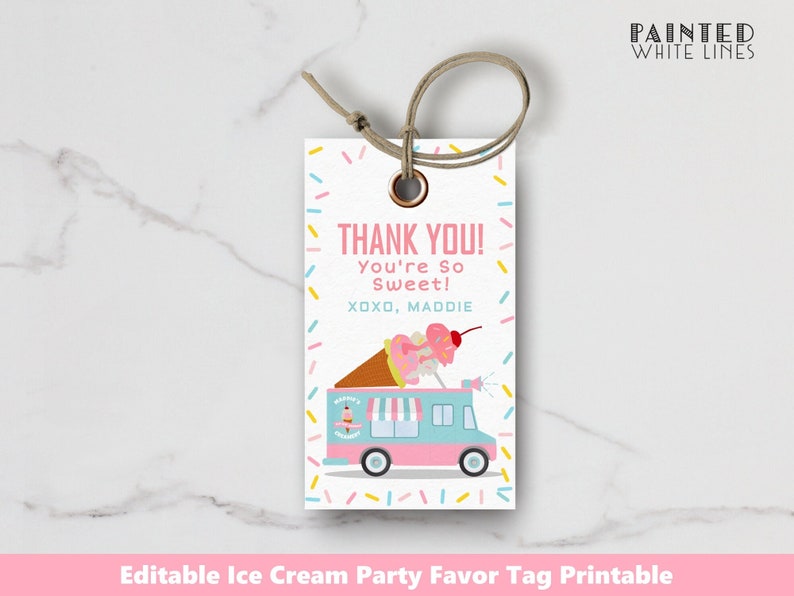 Pode incluir: Etiqueta de lembrancinha de festa de sorvete imprim&iacute;vel com um caminh&atilde;o de sorvete de desenho animado, um cone de sorvete e granulado. A etiqueta diz "Obrigado! Voc&ecirc; &eacute; t&atilde;o doce! XOXO, MADDIE".
