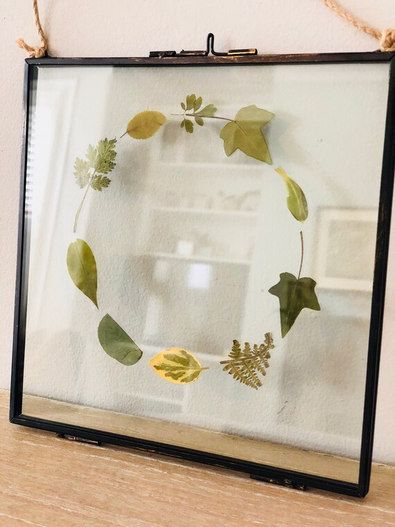 Dried flower photo frame *Made to order*
