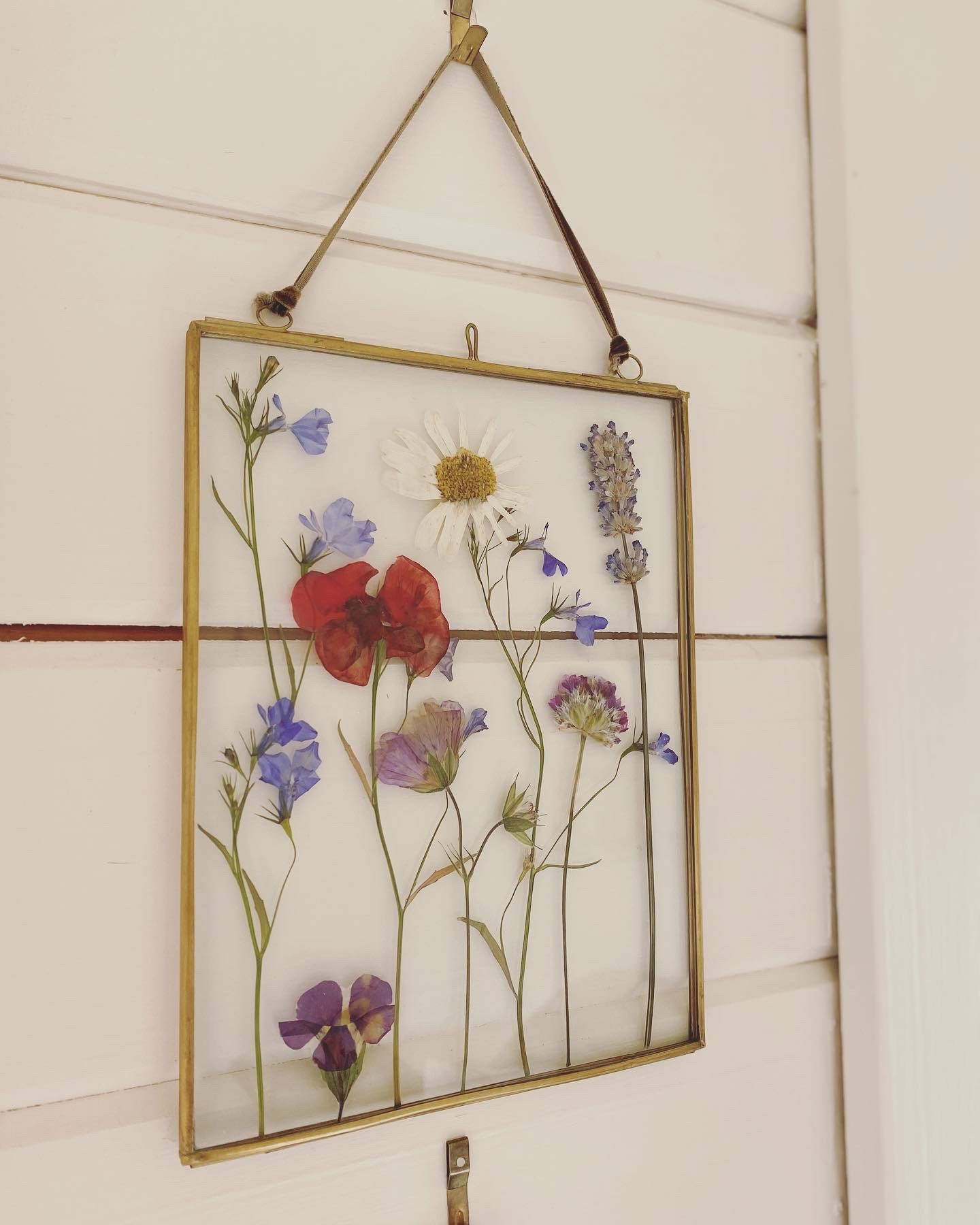 Made to order Wildflower style Pressed flower frame Etsy