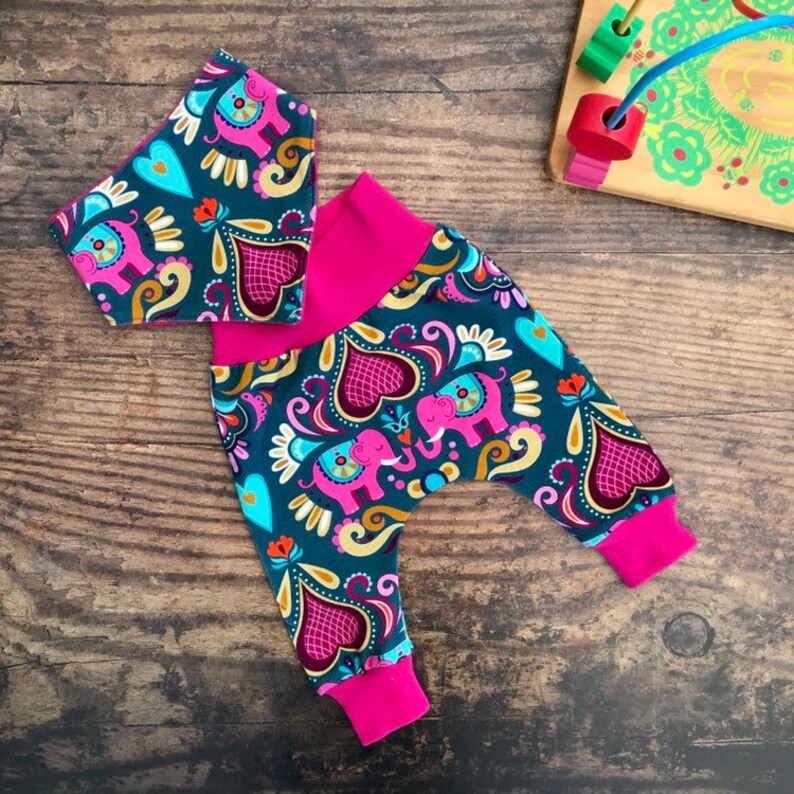 Baby Leggings Unisex Baby new baby gift Hipster Baby Baby Harems and Bib gift set Baby Harem Pants Boys Leggings Toddler Leggings