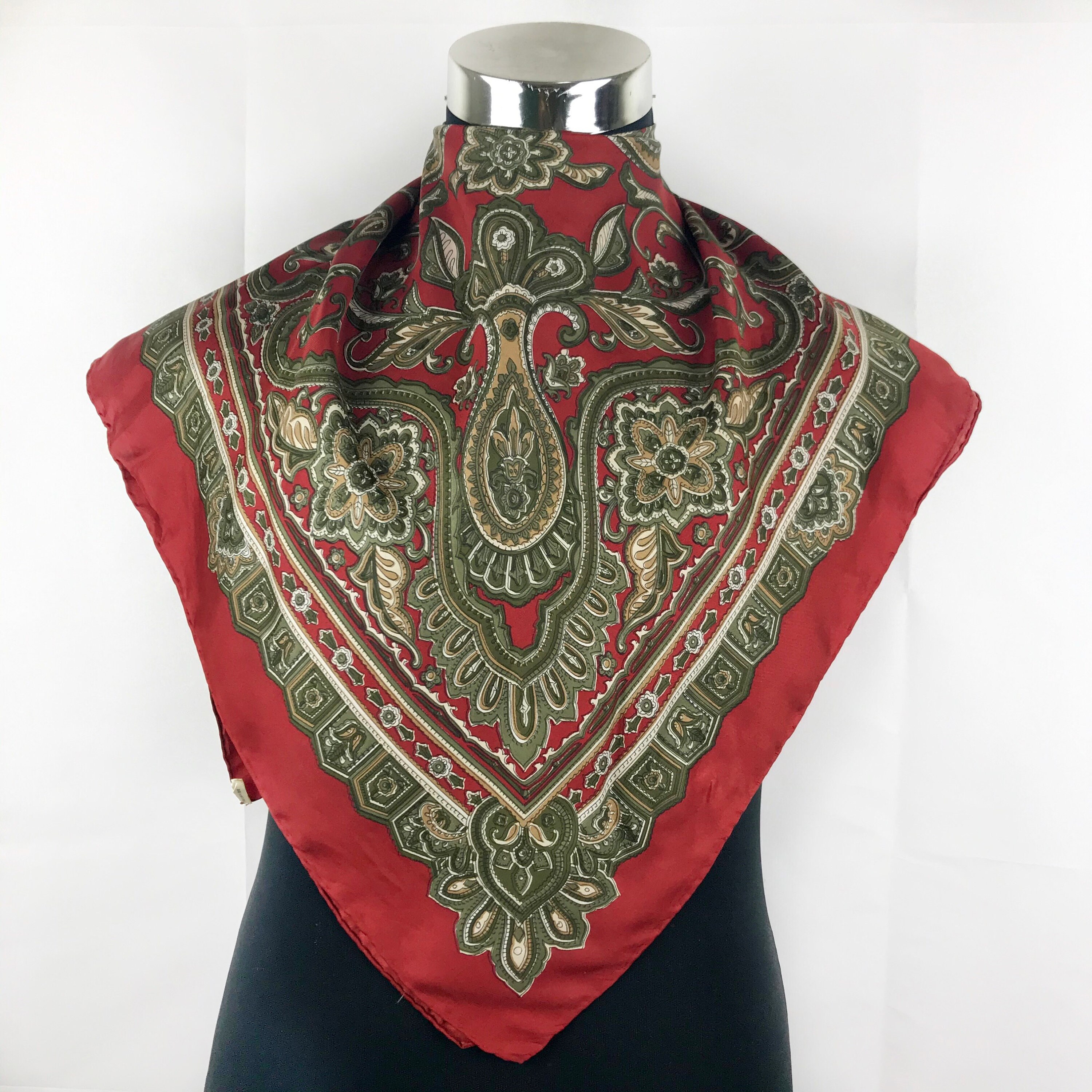 Beautiful silk scarf design scarves vintage R sizs 34 inches Etsy