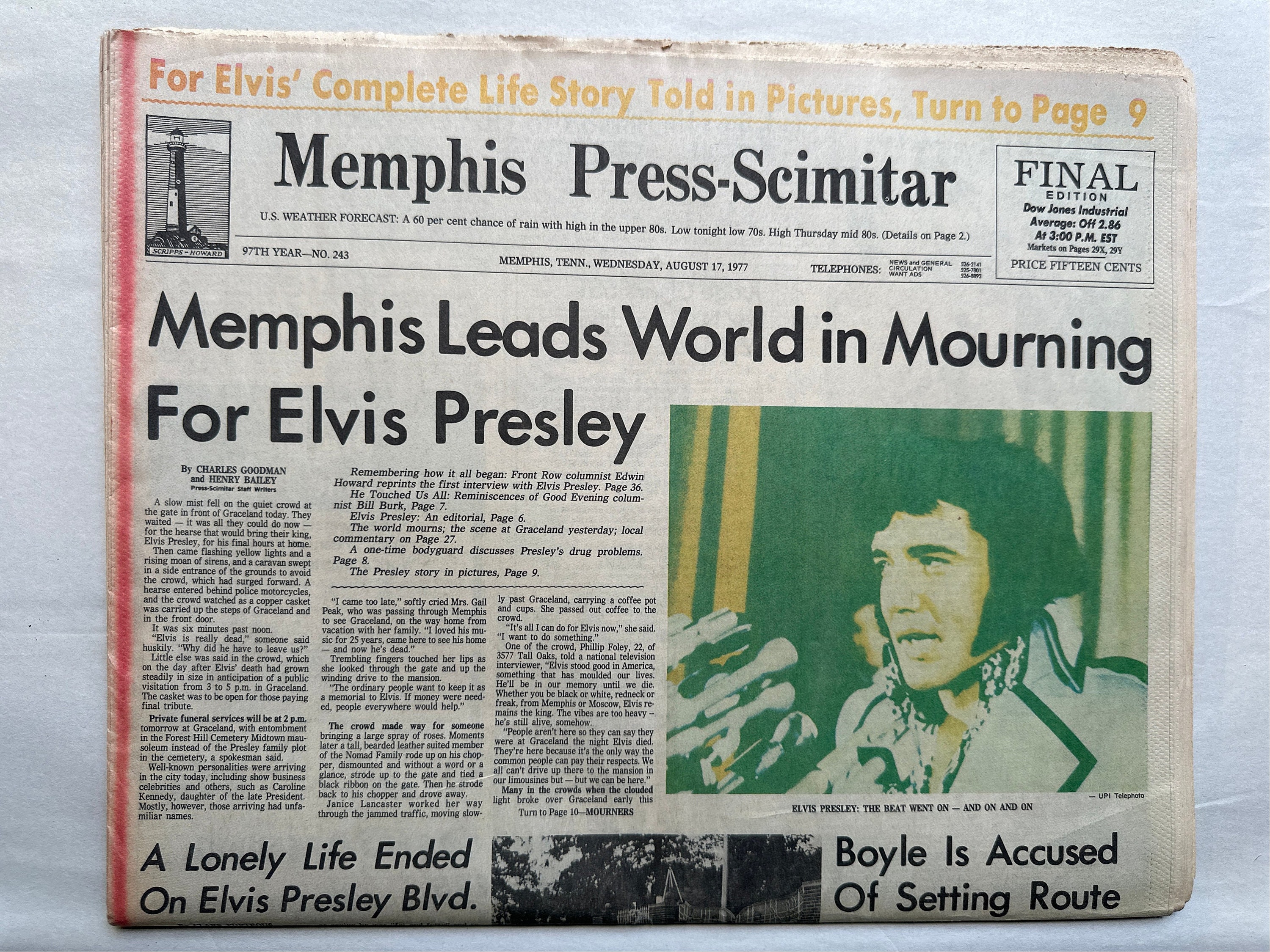 Elvis Presley death newspaper, August 17, 1977, Final Edition, Memphis  Press Scimitar, original