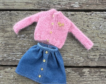 Blythe skirt and knitted sweater, knitted sweater with embroidery , outfit for Blythe, clothes for Blythe