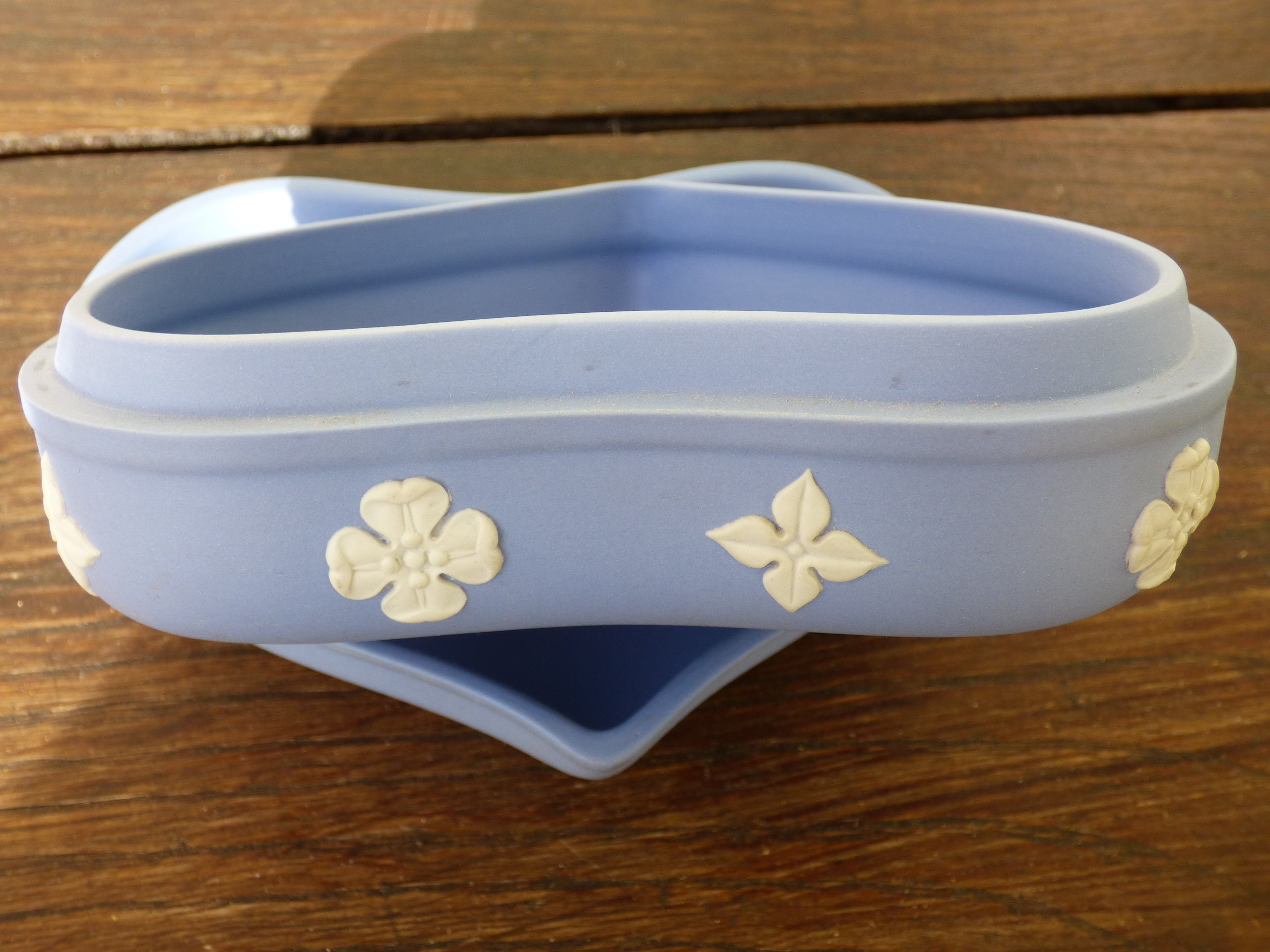 ウェッジウッド ブルー ジャスパーウェア 蓋付き小物入れ - Etsy 日本