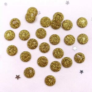Gold Glitter Resin Cabochons: 8mm Flat Back embellishments