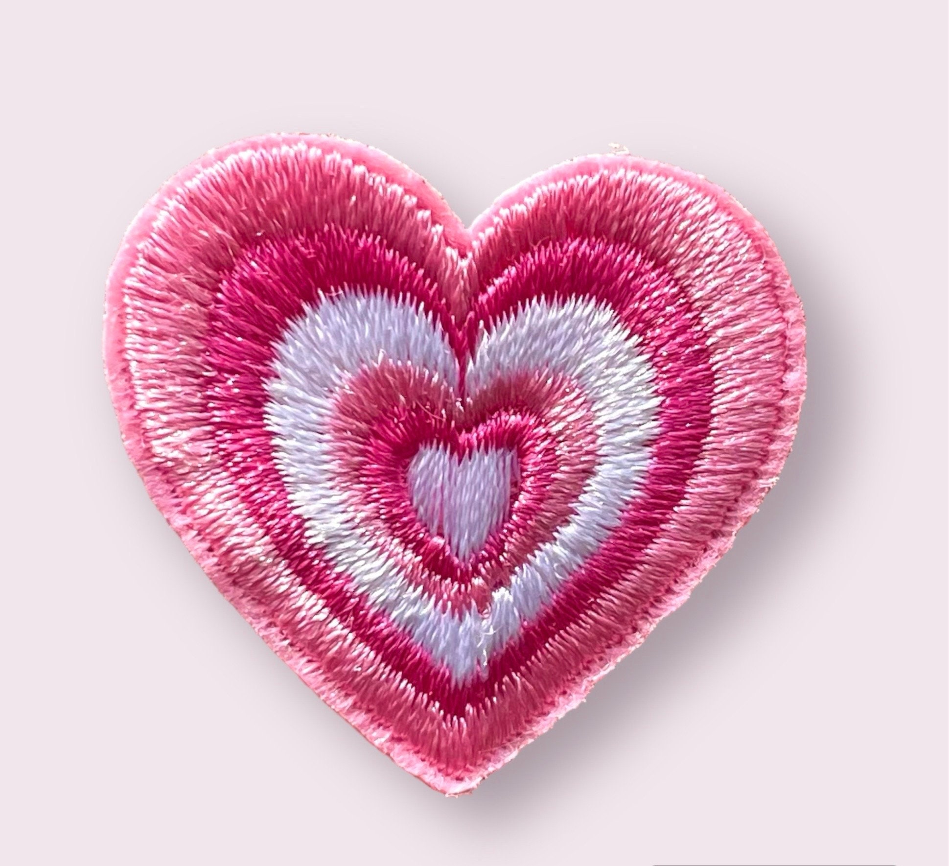 heart-embroidered-iron-on-patch-pink-patterned-heart-applique-3cm