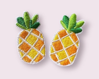 Pineapple iron on patch, embroidered 32mm pineapple, pineapple appliqué, fruit patch, no sew patch, sewing supplies