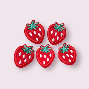 Strawberry iron on patches,embroidered fruit patch, 27mm strawberry clothing applique, fruit garment patch, cute patches, 2pc, 5pcs