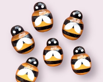 Bee resin cabochons, 19mm warm yellow big bee embellishments, flat back bee, animal craft cabochons, bee embellishments, set of 10