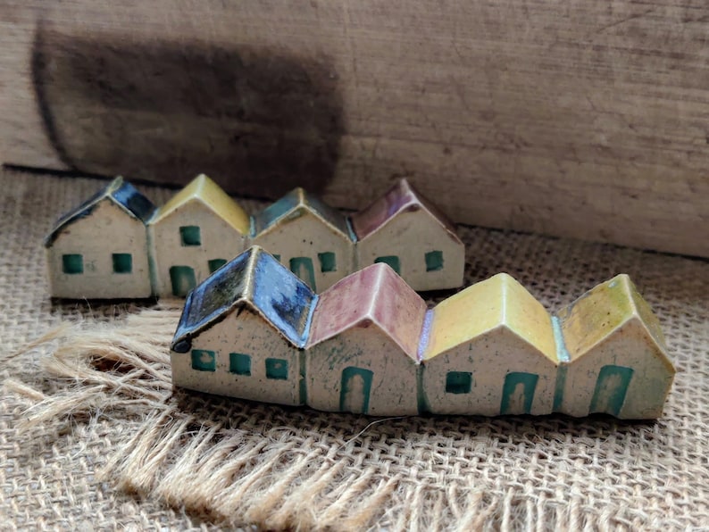 Ceramic Paintbrush Holder/Houses Artists Brush Rest/Bespoke Painters Gift/ Rustic Cottages Ornament image 9