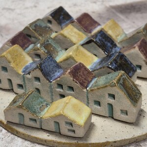 Ceramic Paintbrush Holder/Houses Artists Brush Rest/Bespoke Painters Gift/ Rustic Cottages Ornament Greenx3