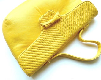 Women Handbag Purse with Bow Vintage 50-60s Bottega Veneta Hobo Handbag Purse soft Yellow Italy Leather Gift for Girlfriend