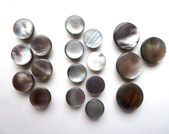 Gray Mother of Pearl 4 Sets of  4-8 Buttons 3 options 13,5;14, 17,5 mm Antiques for High Quality for Crafts Clothing Artisans & Sewing