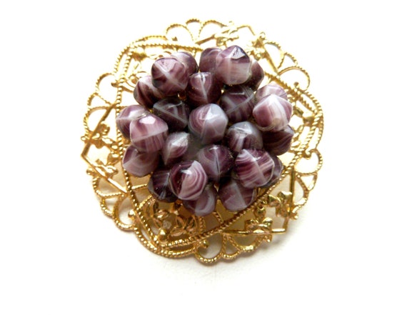 Czech Brooch Gold Openwork Round with a  lilac gl… - image 3