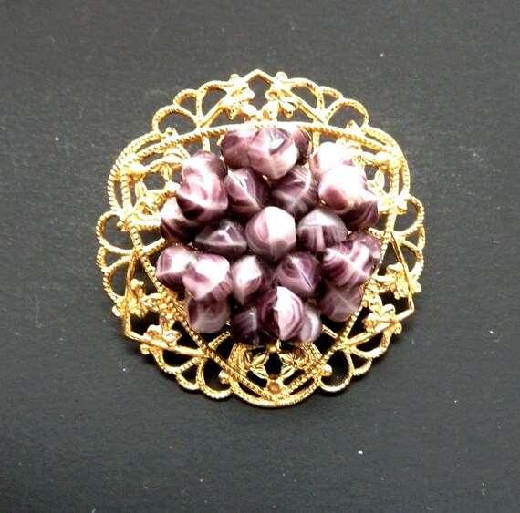 Czech Brooch Gold Openwork Round with a  lilac gl… - image 8