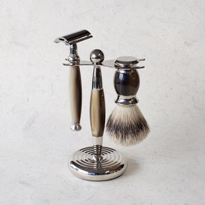 Faux Horn Shaving Set, Men&#39;s Wet Shaving Kit, Silver Tip Badger Bristles, Double Edge or Mach3 Razor Cartridge Razor, Gift for Him, Shave