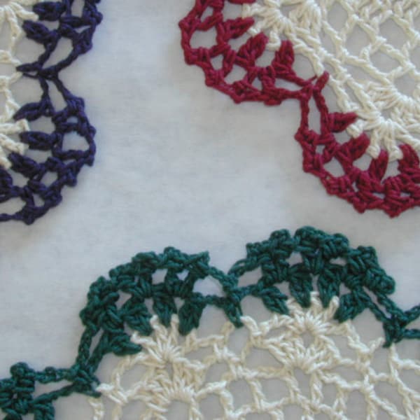 Doilies, 8" round, scalloped edge, colored border, doily, crochet doily, table decor, colored border, centerpiecies, decorations, gifts