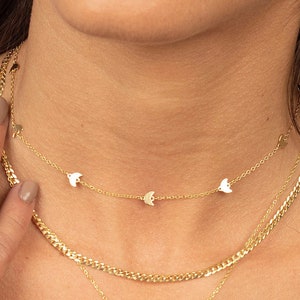 Dainty & Minimalist choker necklace with tiny moon pendants made of 18k Gold plated 925 Sterling silver