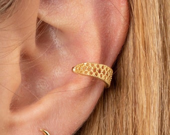 Dainty Ear Cuff Earring with Geometrical Design Gold plated 925 Sterling Silver