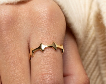 Rhombus gold ring, diamond shaped ring, Minimalist ring, Dainty ring, Geometry ring, Gold stacking ring, Tiny band ring, Stackable gold ring