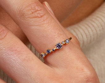 Zarter Goldring, Zarter Goldring, Minimalistischer Ring, Stapelbarer Ring, Sterlingsilber, Geburtssteinring, Blauer Ring