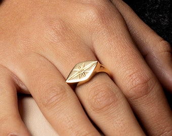 Anillo de sello de estrella dorada: delicada plata de ley Polaris