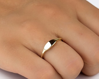 Pinky ring, Signet ring, Minimalist gold ring, Dainty signet ring, Pinky silver ring, Thin signet ring, Gold signet ring, Stacking ring