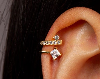 Cartilage earring, Double Ear cuff, Cz ear cuff, Dainty ear cuff, Minimalist ear cuff, Delicate ear cuff, Gold ear cuff,