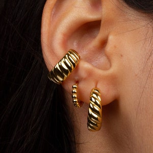 Twisted Hoop Earrings, Silver Twist Hoops, Dainty hoop earrings, Dainty earrings, Creole earrings, Gold hoops, 925 sterling silver