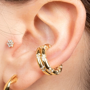 Non pierced conch ear cuff, Gold cz ear cuff, Huggie ear cuff, Dainty gold ear cuff, Minimalist ear cuff, Fake hoop earring, conch hoop cz