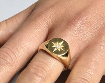 Signet ring, Star signet ring, Cz North Star gold ring, Minimalist signet gold 18k, Polaris ring, Dainty signet ring, Dainty gold ring