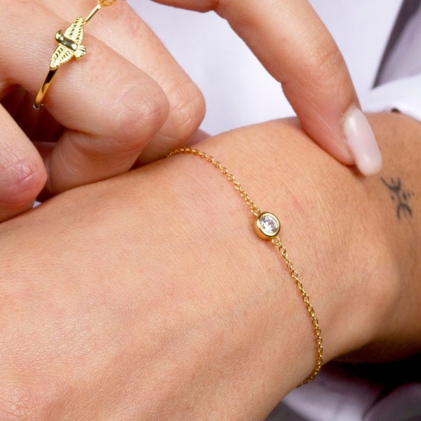 Solitaire Gold Chain Bracelet Diamond Cut CZ Charm, Dainty bracelet, Silver bracelet, Delicate bracelet, Tiny bracelet, Cz bracelet