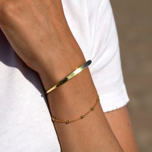 Dainty and minimalist bangle bracelet, Cuff bracelet, 18k gold plated 925 silver bracelet, Personalized gift, Personalised cuff bracelet