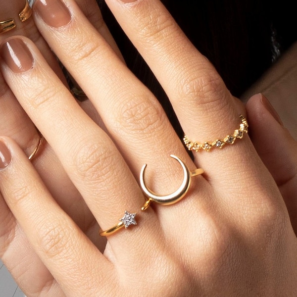 Moon ring, Horn ring, Dainty moon ring, Minimalist ring, Stackable ring, Statement ring, Gold moon ring, Silver horn ring, Delicate ring