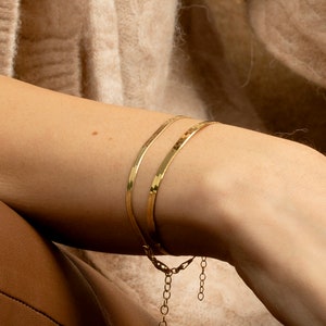 Everyday bracelet, Herringbone bracelet, Dainty bracelet, thin gold bracelet, tiny gold bracelet, layering bracelet, tiny bracelet