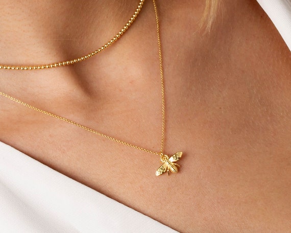 Gold bumble Bee Necklace – Butterfly Diamonds