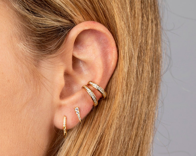 Non pierced conch ear cuff, Gold cz ear cuff, Huggie ear cuff, Dainty cz gold ear cuff, Minimalist ear cuff, Tiny ear cuff image 4
