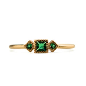 Emerald ring, Dainty ring, Gold ring, Silver ring, Gold emerald cz, Delicate ring, Minimalist ring, Promise ring, Engagement ring zdjęcie 4
