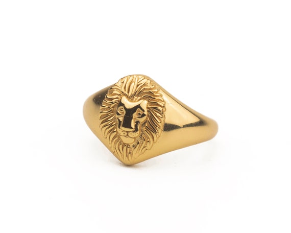 Scottish Rampant Lion Signet Ring Solid Ring 3dmodel 3D model 3D printable  | CGTrader