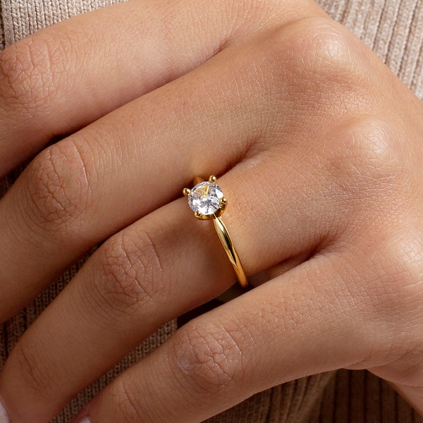 Dainty engagement ring with a prong round cubic zirconia stone, Dainty ring, Solitaire ring, Gold ring, Silver ring