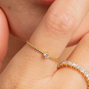 Anel delicado de ouro 18k com zircônia cúbica: anel de compromisso de prata esterlina