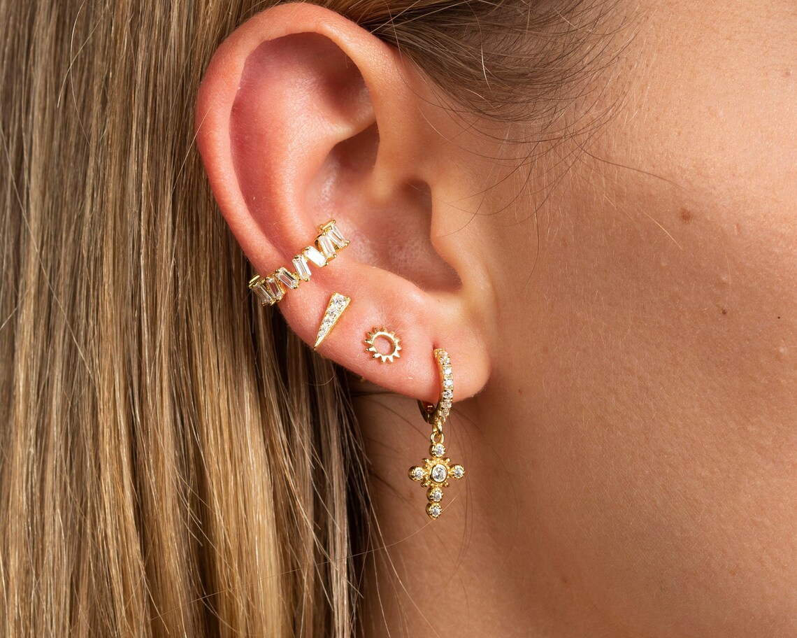 Gold ear cuff Baguette ear cuff cz gold ear cuff Dainty ear Etsy