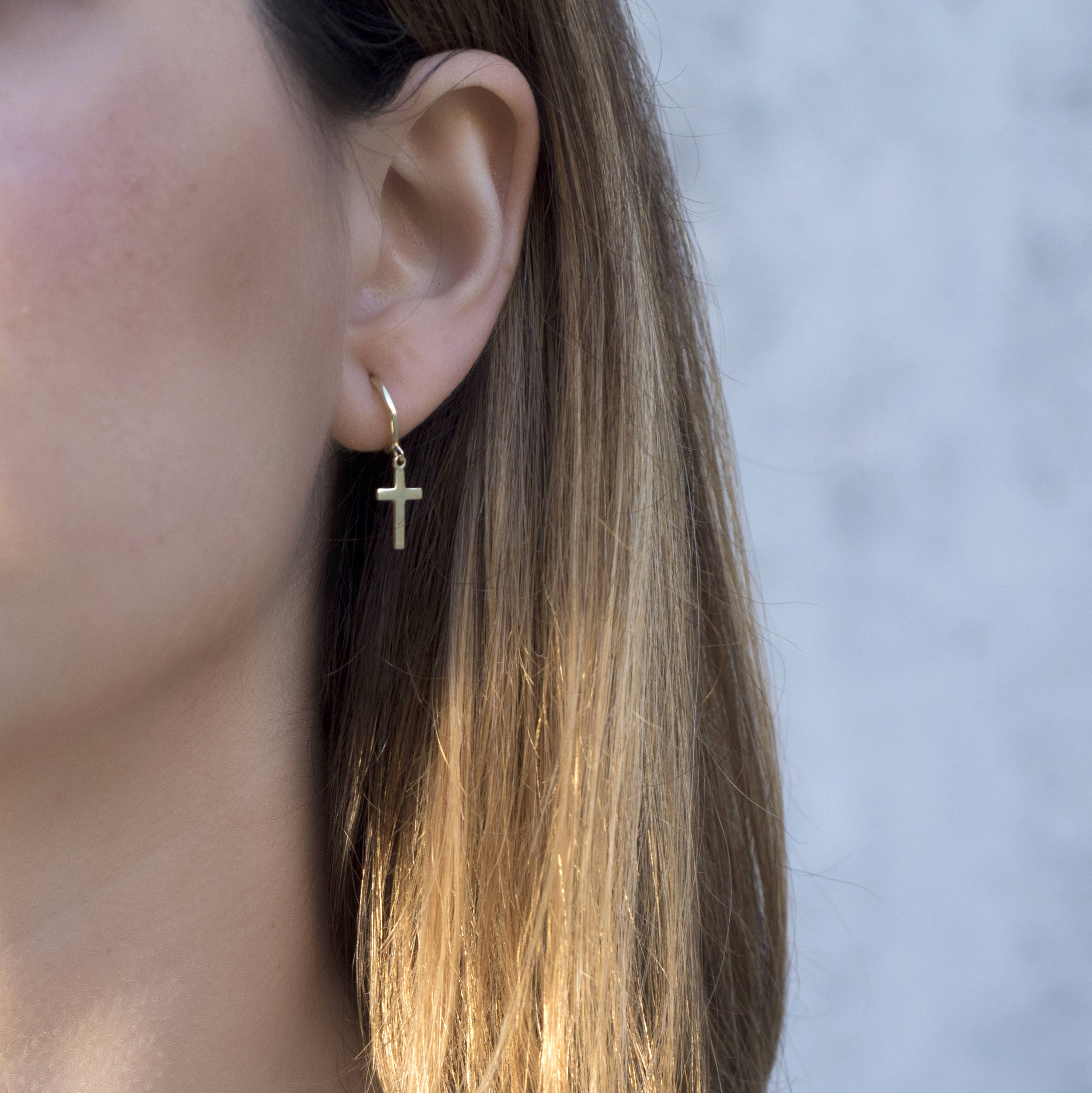 TATIANA☆[SILVER925] Cubic Cross Hoop Earring White Cubic Zirconia Rhodium Over Sterling Silver Cross
