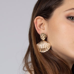 Golden shell earrings, Statement earrings, Fashion earrings, Statement jewelry, Silver-plating earrings, Shell jewelry image 8