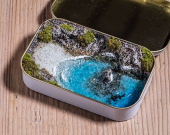 Diorama de bolsillo de un paraíso natural: "Playa de rocas de Tip"