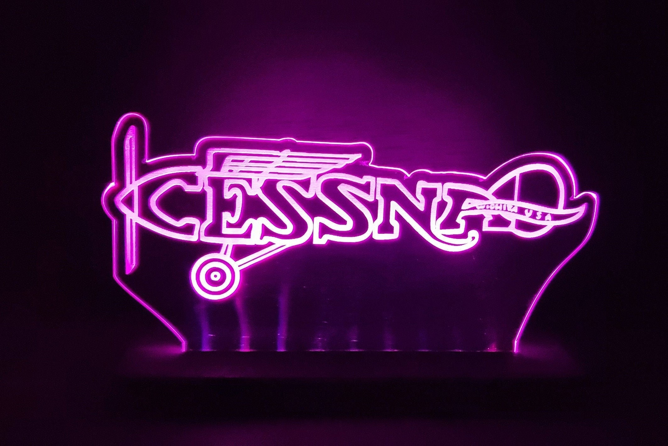 Vintage Cessna logo LED light lamp/sign - Neon-like - Free shipping - Made in USA.