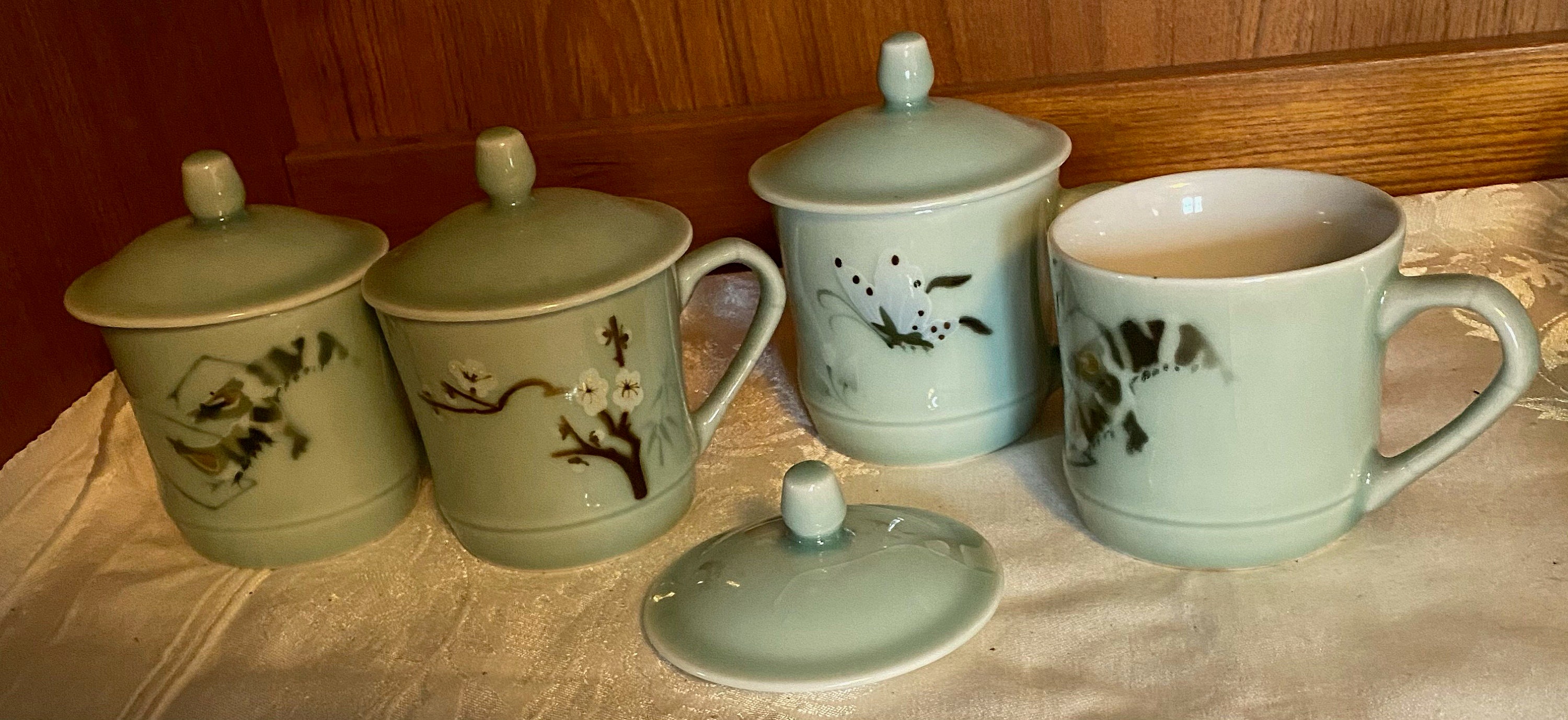 Mugs with lids made in China set of 4 light green Etsy