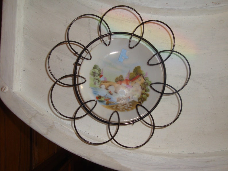4 Inch Decorative Plate Set With 6 1 2 Inch Metal Scroll Etsy