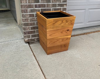 Cedar Flower Planter Box
