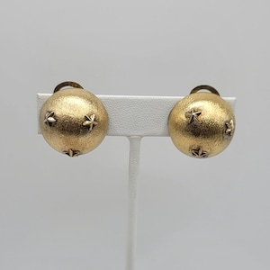 Vintage Brushed Goldtone Made in Italy Button Star Clip On Earrings/goldtone/clip on/earrings/costume jewelry/button/italy/stars